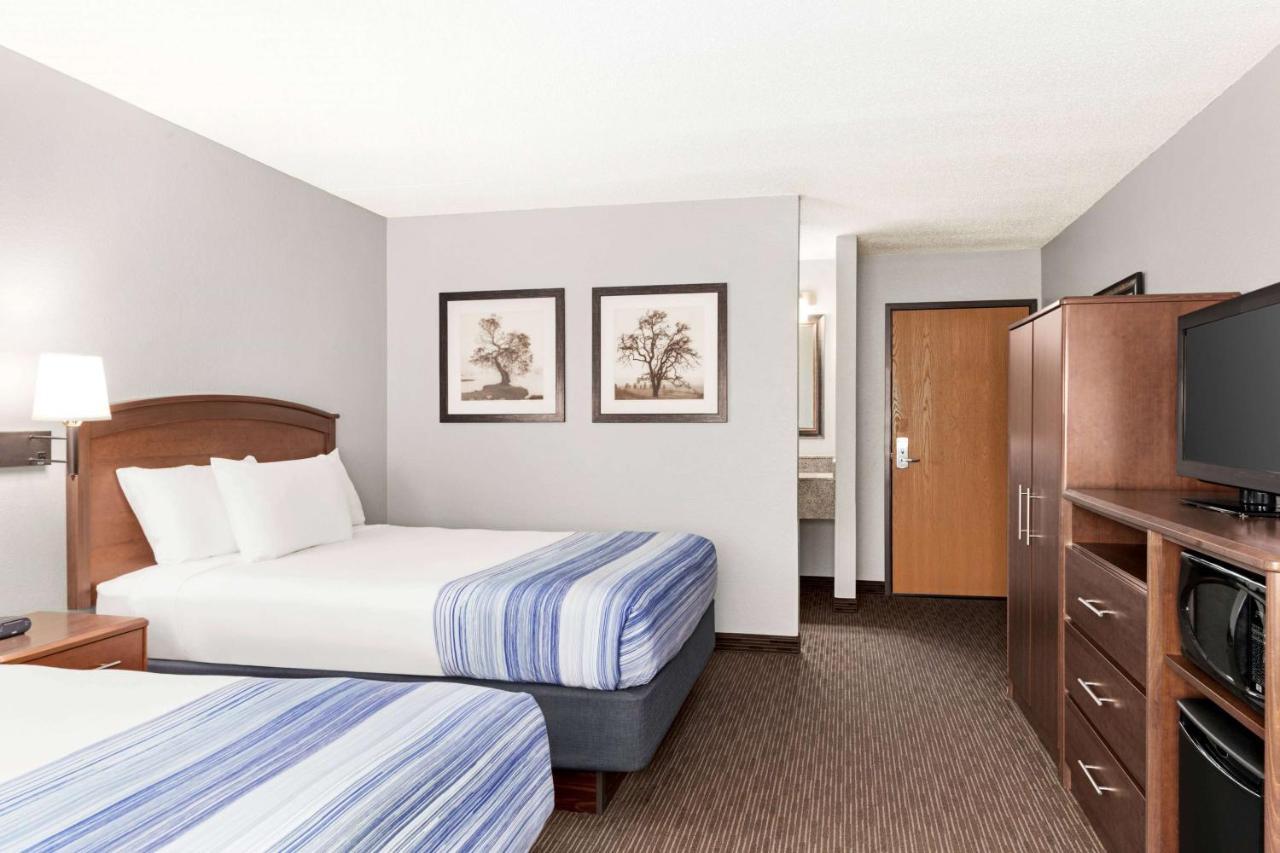 Americinn By Wyndham Sauk Centre Buitenkant foto