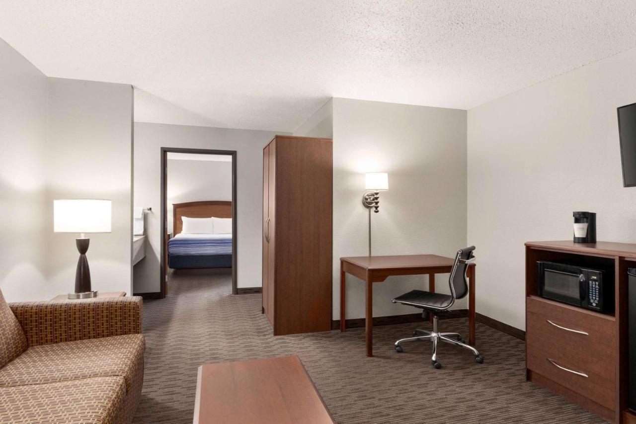 Americinn By Wyndham Sauk Centre Buitenkant foto